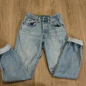 Levi’s 501 straight leg jeans